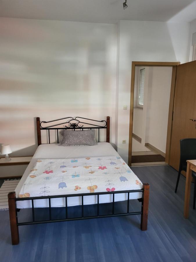 Guest House Talas Osijek Exterior photo